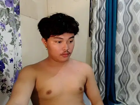 Snapshot of Lustfulljohnx chatting on 06-20-26, 11:26 Lustfulljohnx online show from 06-20-26, 11:26