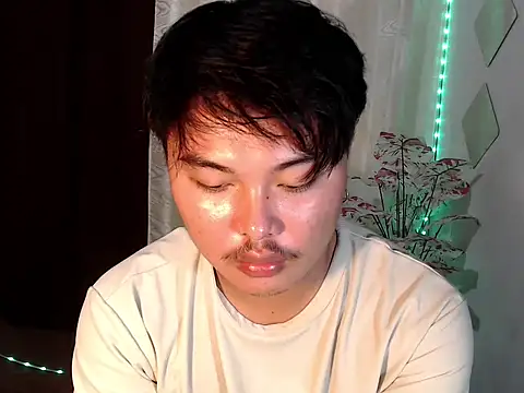 Snapshot of Lustfulljohnx chatting on 07-09-26, 12:59 Lustfulljohnx online show from 07-09-26, 12:59