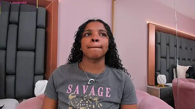 LisaMendez online show from 02-12-26, 04:01