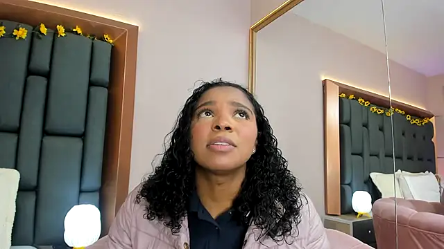 LisaMendez online show from 01-13-26, 03:54