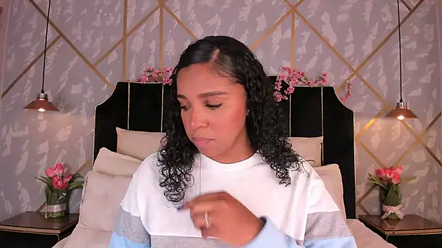LisaMendez online show from 05-23-26, 02:10