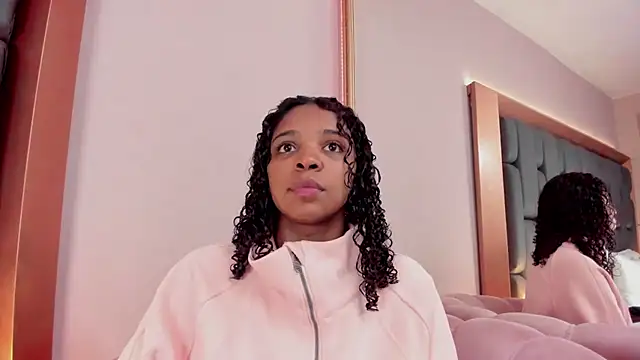 LisaMendez online show from 04-07-26, 03:52