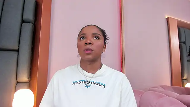 LisaMendez online show from 03-27-26, 11:49