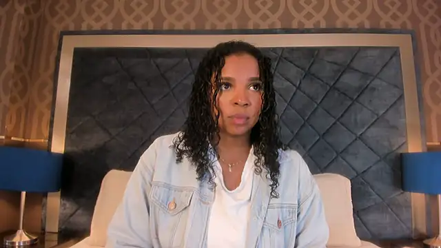 LisaMendez online show from 05-26-26, 03:59