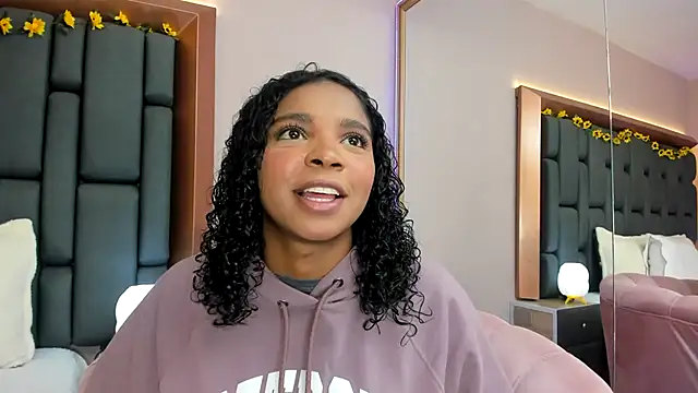 LisaMendez online show from 01-14-26, 03:54