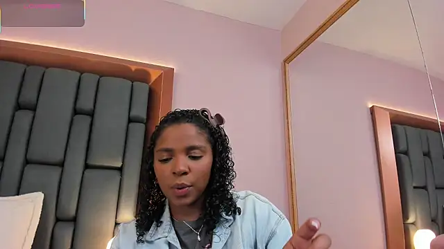 LisaMendez online show from 02-03-26, 03:59