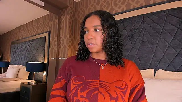 LisaMendez online show from 07-05-26, 03:44