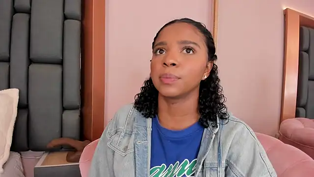 LisaMendez online show from 09-20-25, 04:17