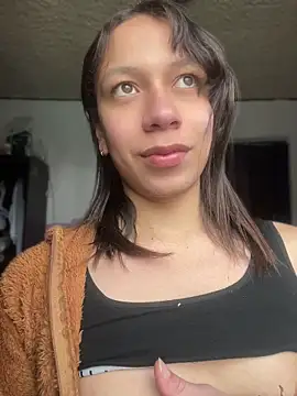 Snapshot of Tania_Gate chatting on 07-11-26, 03:23 Tania Gate online show from 07-11-26, 03:23