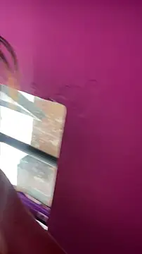 Snapshot of Tania_Gate chatting on 11-11-25, 08:14 Tania Gate online show from 11-11-25, 08:14