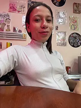 Snapshot of Tania_Gate chatting on 10-28-25, 04:06 Tania Gate online show from 10-28-25, 04:06