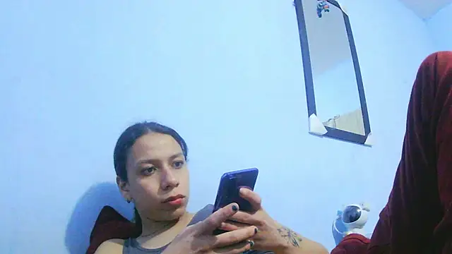 Snapshot of Tania_Gate chatting on 09-15-25, 03:29 Tania Gate online show from 09-15-25, 03:29