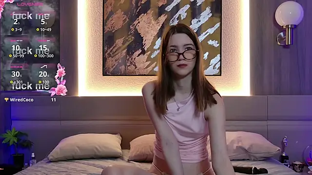 Alison kisss online show from 11-25-25, 01:44