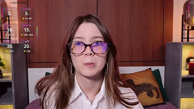 Alison kisss online show from 05-31-26, 06:09
