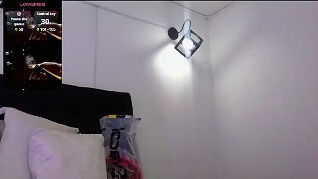 bloom bbc online show from 09-24-25, 08:37