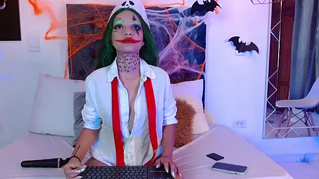 Lilith Nocturne online show from 10-11-25, 05:14