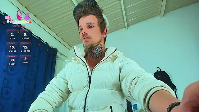 Snapshot of Gold_Loyal77 chatting on 12-02-25, 06:26 Gold Loyal77 online show from 12-02-25, 06:26