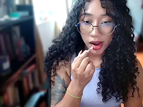 clitia xx online show from 06-15-26, 08:19