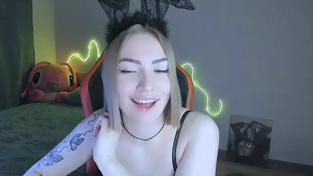 LaraKrein lk online show from 01-05-26, 09:18