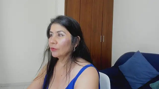 kiraGeiner online show from 06-23-26, 01:03