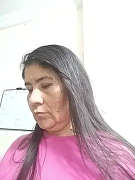 kiraGeiner online show from 09-30-25, 11:00