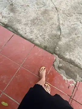 Snapshot of sharon-Hanna chatting on 02-13-26, 02:55 sharon-Hanna online show from 02-13-26, 02:55