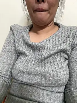 Snapshot of sharon-Hanna chatting on 02-13-26, 03:01 sharon-Hanna online show from 02-13-26, 03:01