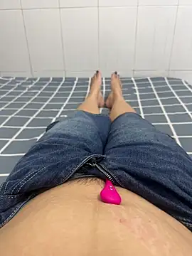 sharon-Hanna online show from 03-16-26, 01:35