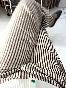 sharon-Hanna online show from 12-03-25, 01:17