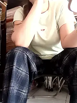 sharon-Hanna online show from 10-12-25, 02:46