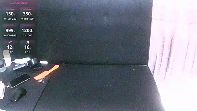 Owe chan online show from 06-30-26, 05:40