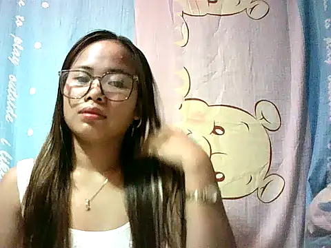 Katrina Summer online show from 12-18-25, 06:34