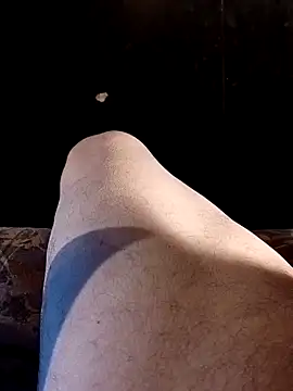 69dagosto online show from 11-24-25, 09:37