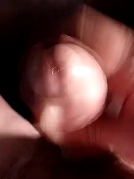 69dagosto online show from 12-18-25, 06:12