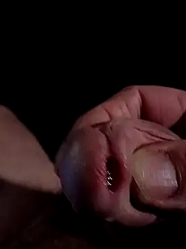 69dagosto online show from 11-29-25, 05:18