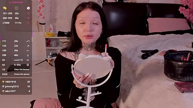 Lein Bone online show from 09-26-25, 01:51