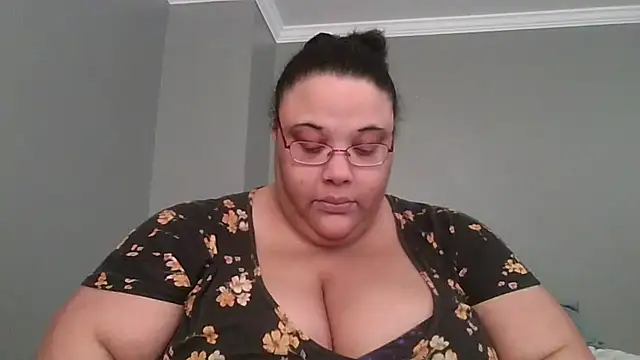 SexyBBW10790 online show from 03-24-26, 02:06