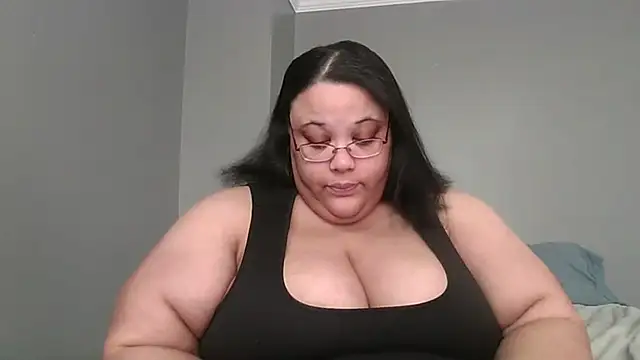 Snapshot of SexyBBW10790 chatting on 07-12-26, 02:07 SexyBBW10790 online show from 07-12-26, 02:07