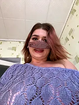 Snapshot of 88Ssara_Ffan88 chatting on 10-25-25, 11:09 88Ssara Ffan88 online show from 10-25-25, 11:09