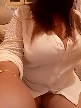 mayakhalyfaa online show from 11-20-25, 12:22