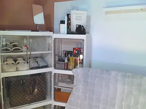 skinny gracie online show from 07-21-26, 09:21
