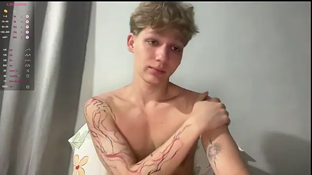 Snapshot of walter_cute chatting on 02-28-26, 06:51 walter cute online show from 02-28-26, 06:51