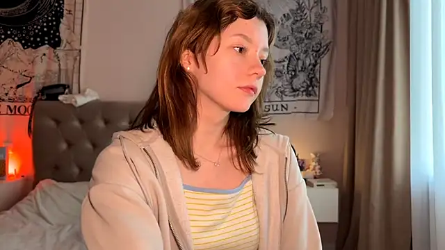 Snapshot of IrisPurrphy chatting on 11-01-25, 01:27 IrisPurrphy online show from 11-01-25, 01:27