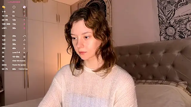 Snapshot of IrisPurrphy chatting on 11-11-25, 05:08 IrisPurrphy online show from 11-11-25, 05:08