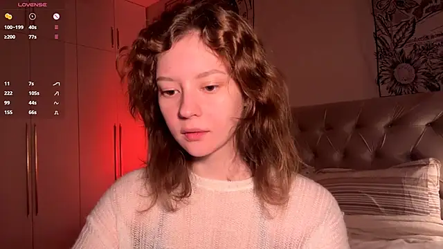 Snapshot of IrisPurrphy chatting on 10-27-25, 05:14 IrisPurrphy online show from 10-27-25, 05:14