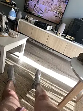 Jonny Agatha online show from 03-12-26, 07:18