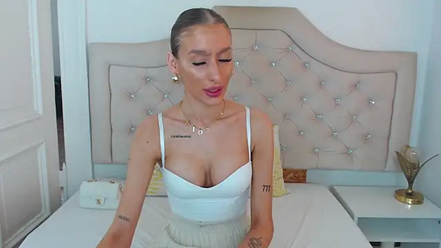 NatalieSensual online show from 03-18-26, 09:34