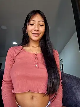 Snapshot of Mavi_roouse_ chatting on 09-26-25, 01:18 Mavi roouse  online show from 09-26-25, 01:18