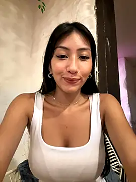 Snapshot of Mavi_roouse_ chatting on 10-01-25, 01:22 Mavi roouse  online show from 10-01-25, 01:22