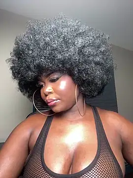 WomanNextdoor1 online show from 04-02-26, 08:54